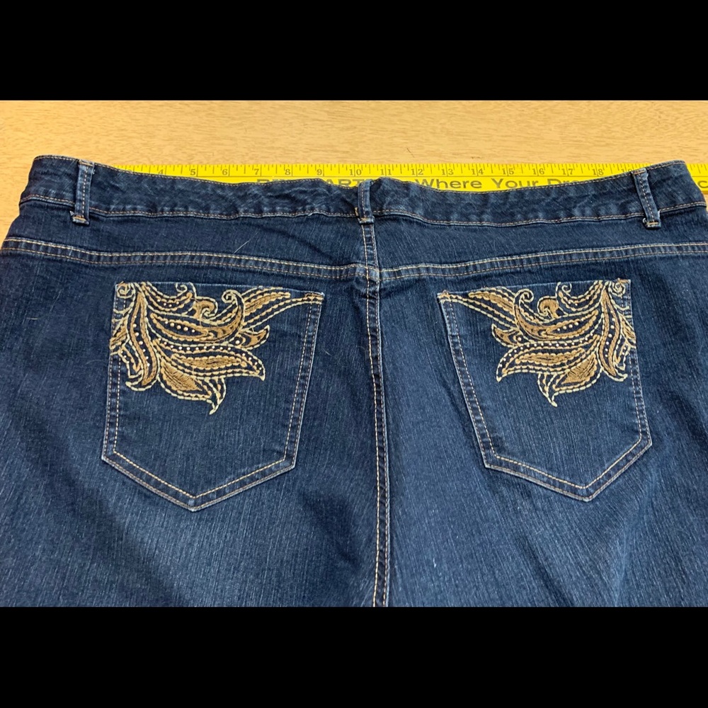 Gloria Vanderbilt Aiden Skimmer Jeans